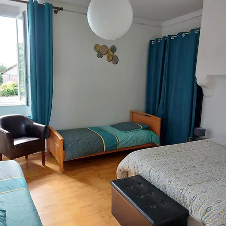 Casa vacanze The Commanderie Grand Gite10 Kms From Puy Du Fou Mauleon